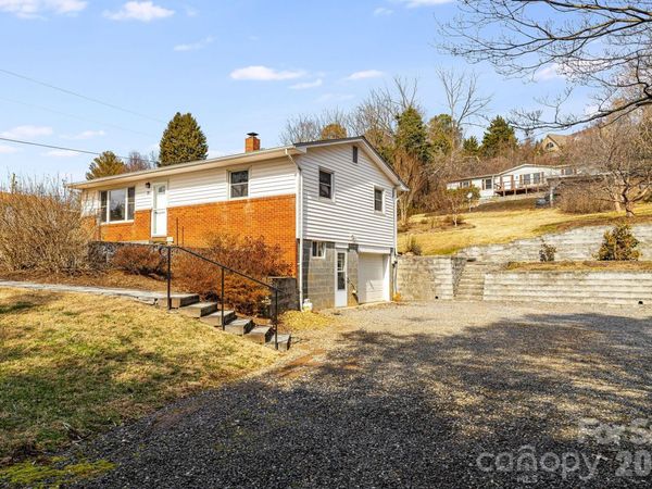 20 Ridge Cross Road, Asheville, NC 28805