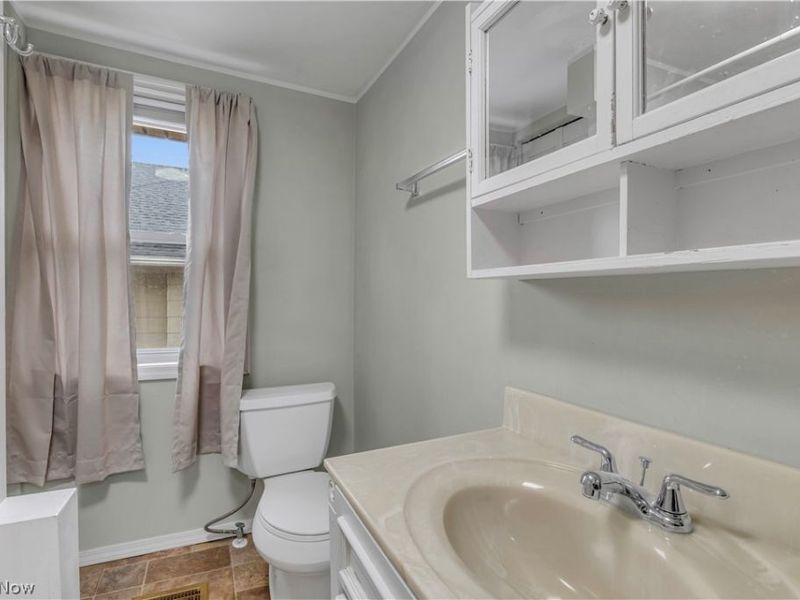 425 Frazier Avenue, Akron, OH 44305 Photo 20