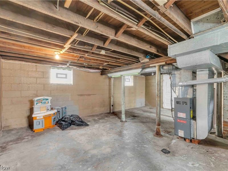 425 Frazier Avenue, Akron, OH 44305 Photo 22