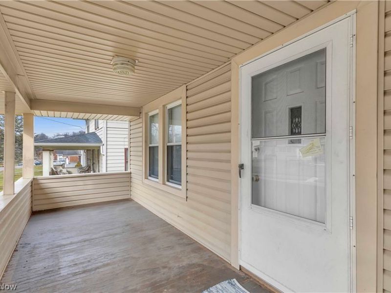 425 Frazier Avenue, Akron, OH 44305 Photo 3