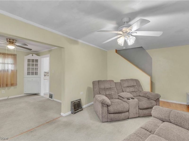 425 Frazier Avenue, Akron, OH 44305 Photo 6