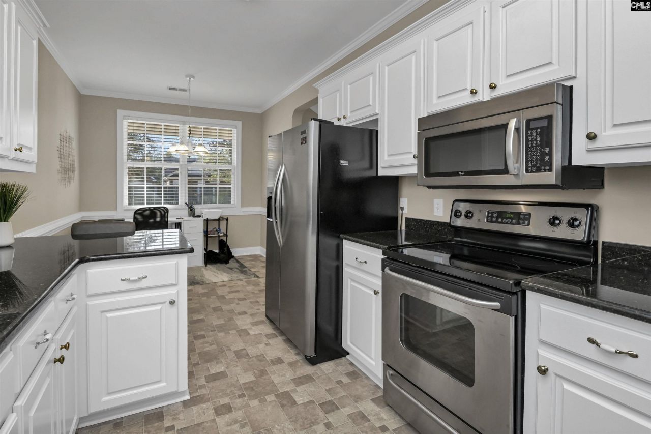 537 Park Place Drive Photo 4