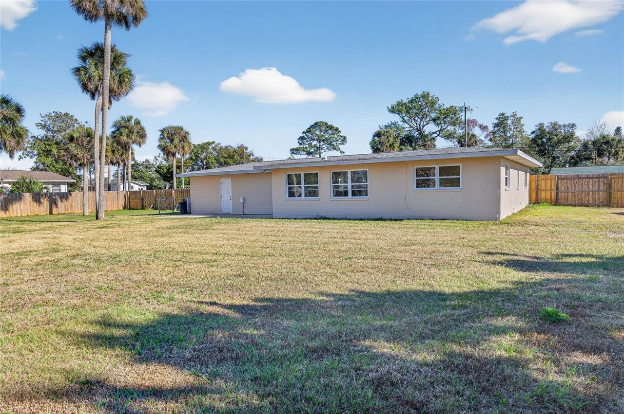 123 W Ocean Avenue , Edgewater, FL 32132 Photo