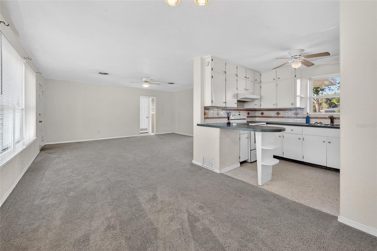 123 W Ocean Avenue , Edgewater, FL 32132 Photo