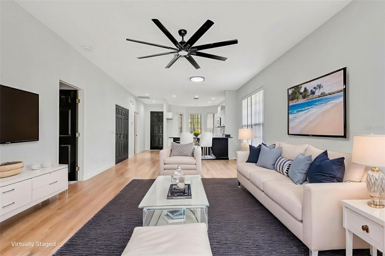 5035 Lakescene Place, Sarasota, FL 34243 Photo