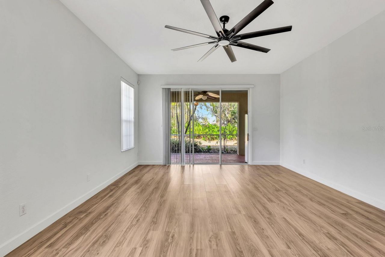 5035 Lakescene Place, Sarasota, FL 34243 Photo