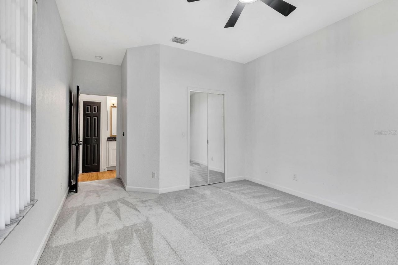 5035 Lakescene Place, Sarasota, FL 34243 Photo