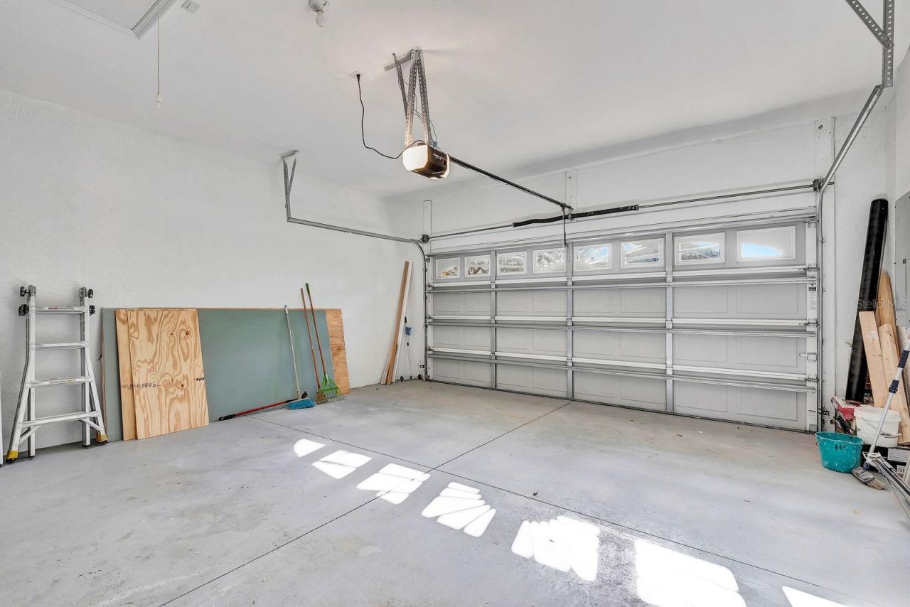 5035 Lakescene Place, Sarasota, FL 34243 Photo