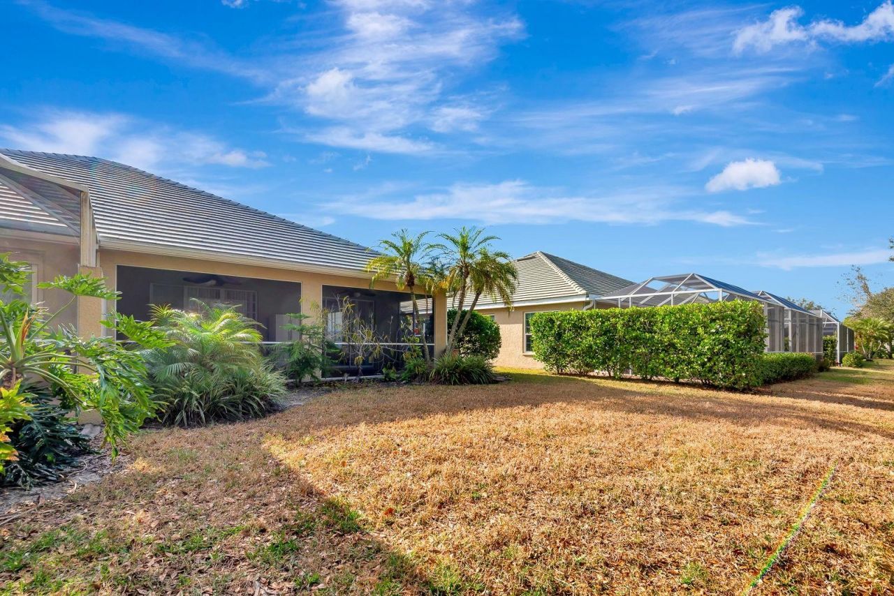 5035 Lakescene Place, Sarasota, FL 34243 Photo