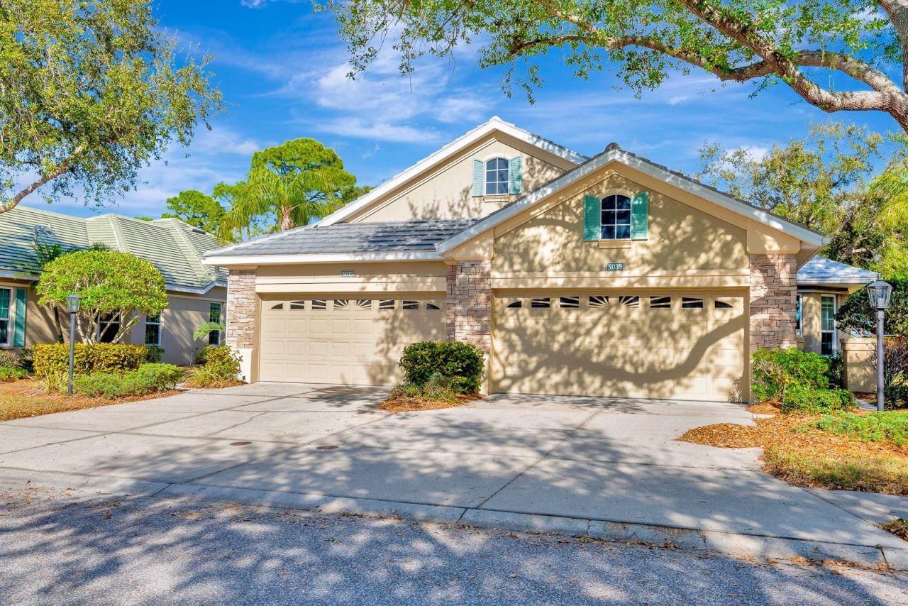 5035 Lakescene Place, Sarasota, FL 34243 Photo