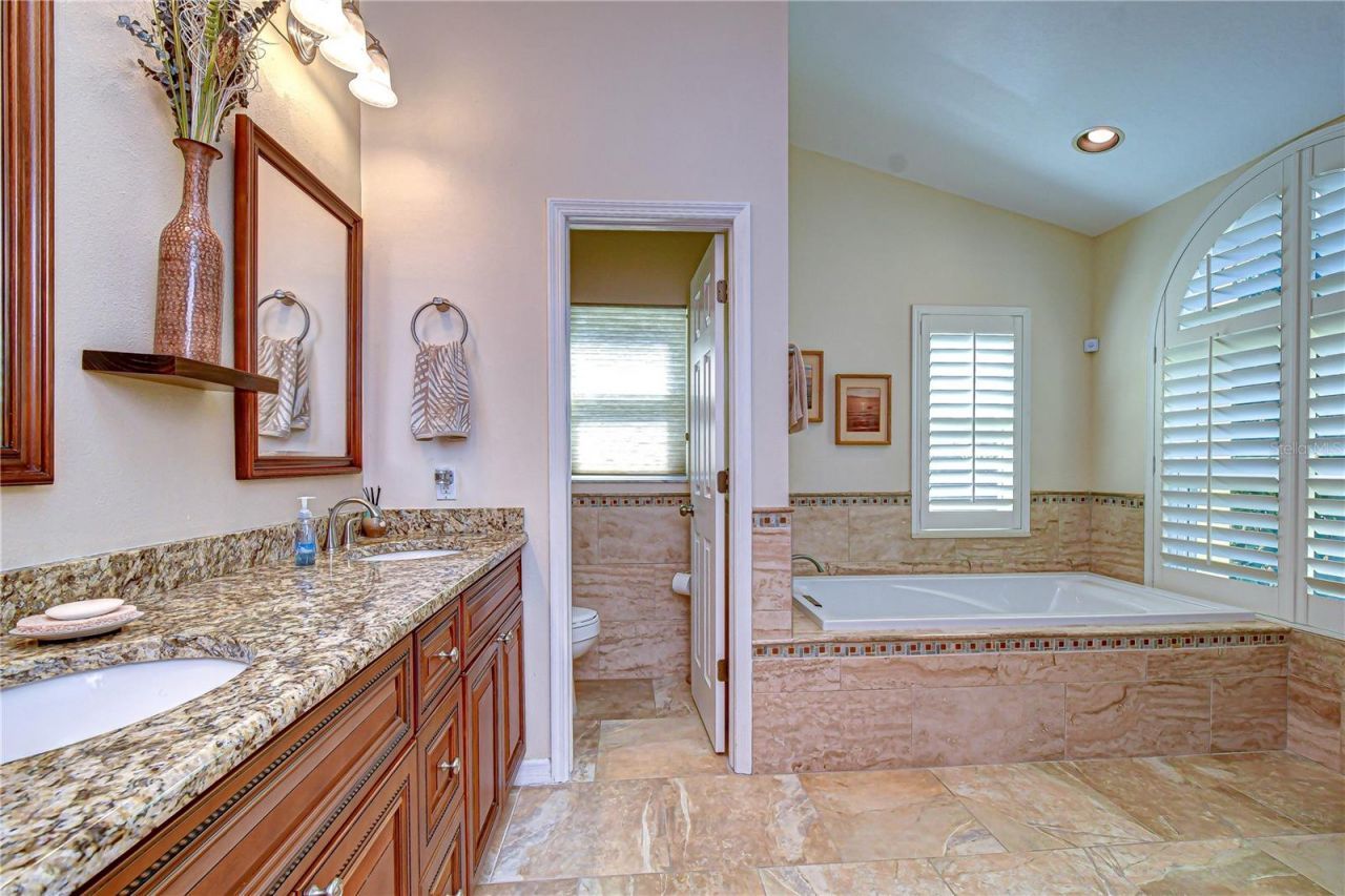 3901 Northridge Drive, Valrico, FL 33596 Photo