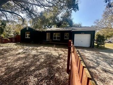 900 46TH AVENUE N, ST PETERSBURG, FL 33703