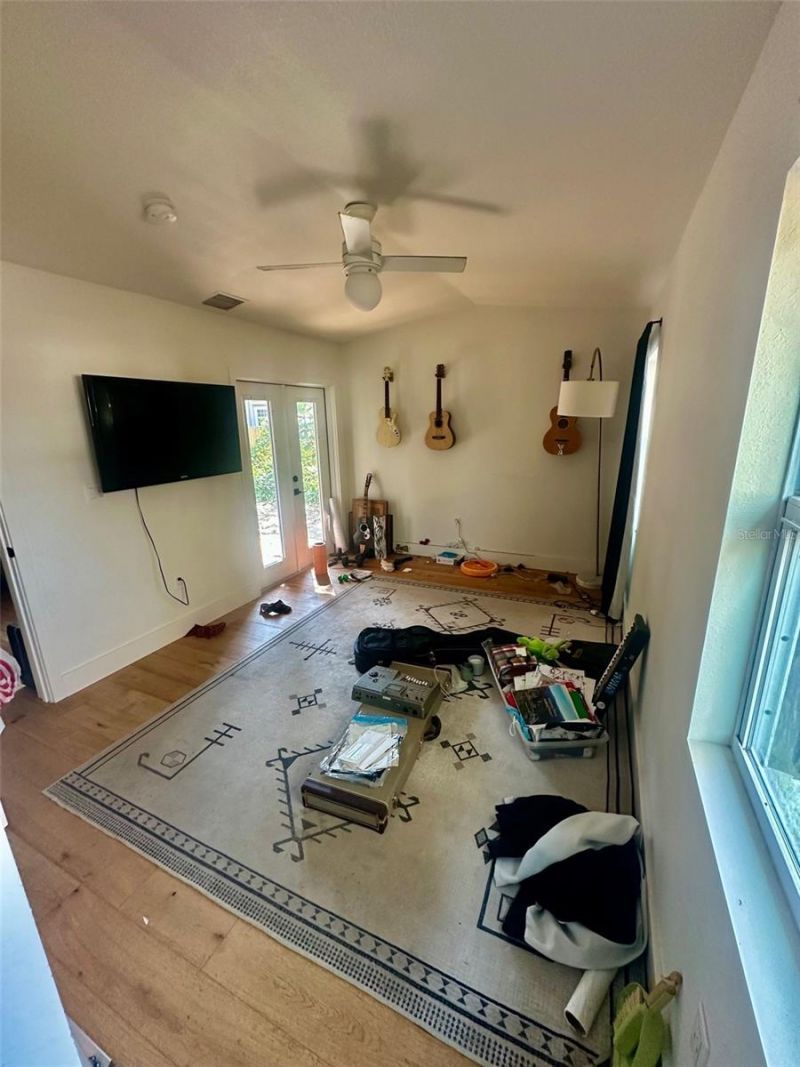 900 46th Avenue N, Saint Petersburg, FL 33703 Photo