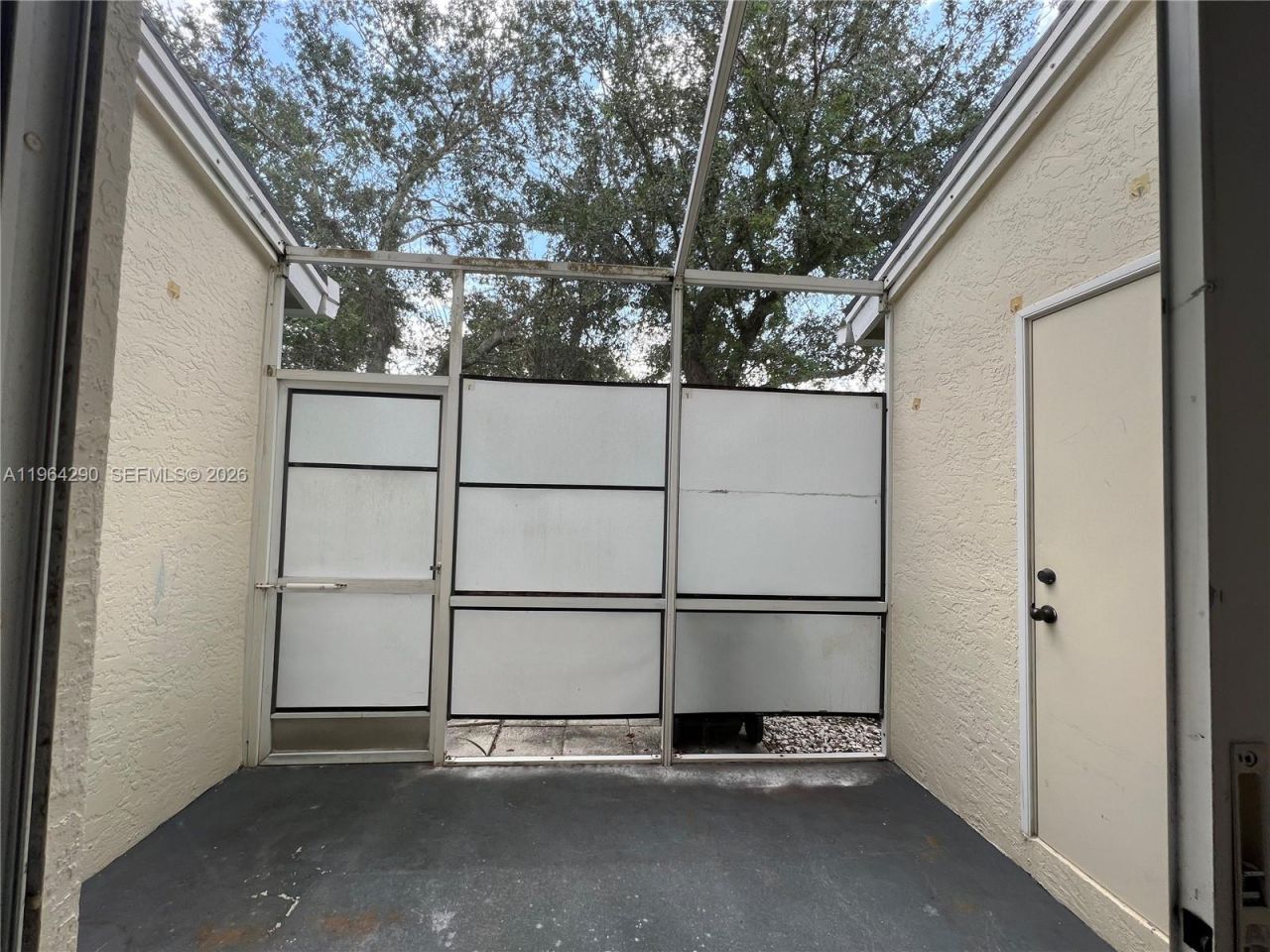 9820 NW 56th Pl, Coral Springs, FL 33076 Photo