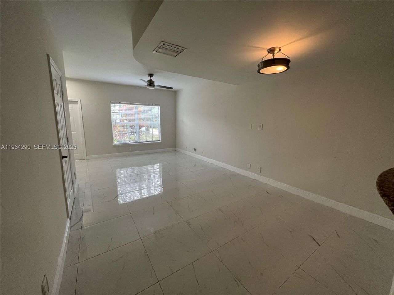 9820 NW 56th Pl, Coral Springs, FL 33076 Photo