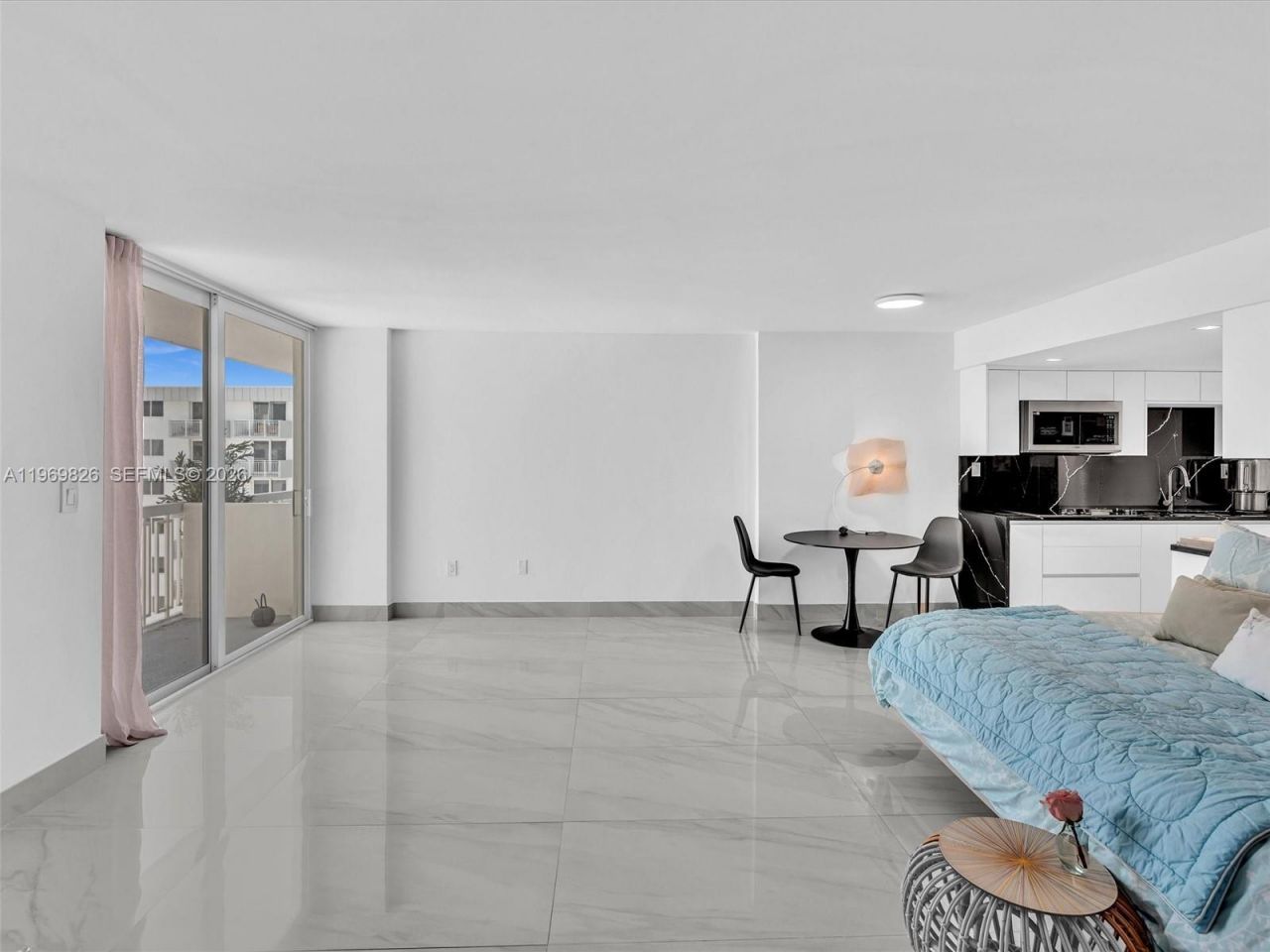 401 Ocean Dr, Unit 1007, Miami Beach, FL 33139 Photo