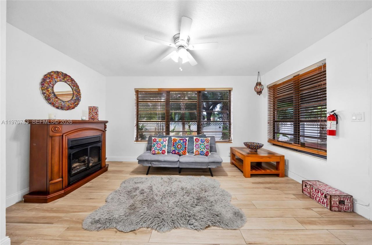 911 N Park Rd, Hollywood, FL 33021 Photo