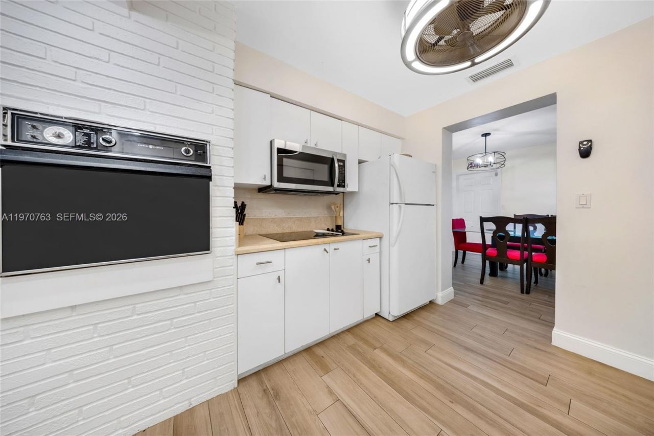 911 N Park Rd, Hollywood, FL 33021 Photo