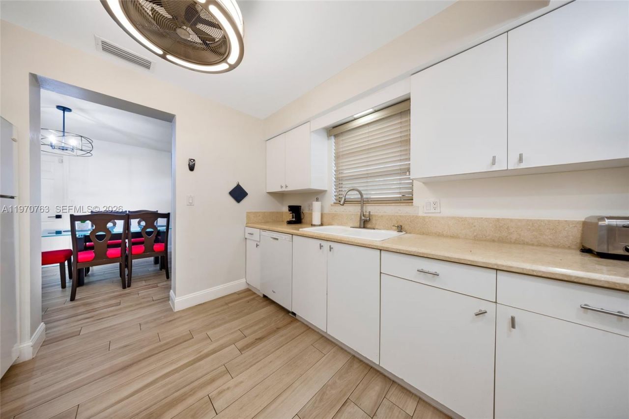 911 N Park Rd, Hollywood, FL 33021 Photo