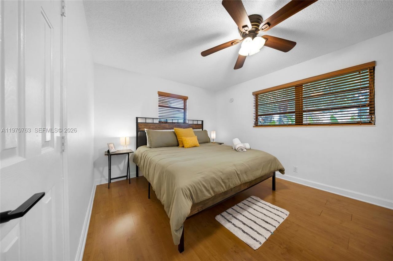 911 N Park Rd, Hollywood, FL 33021 Photo