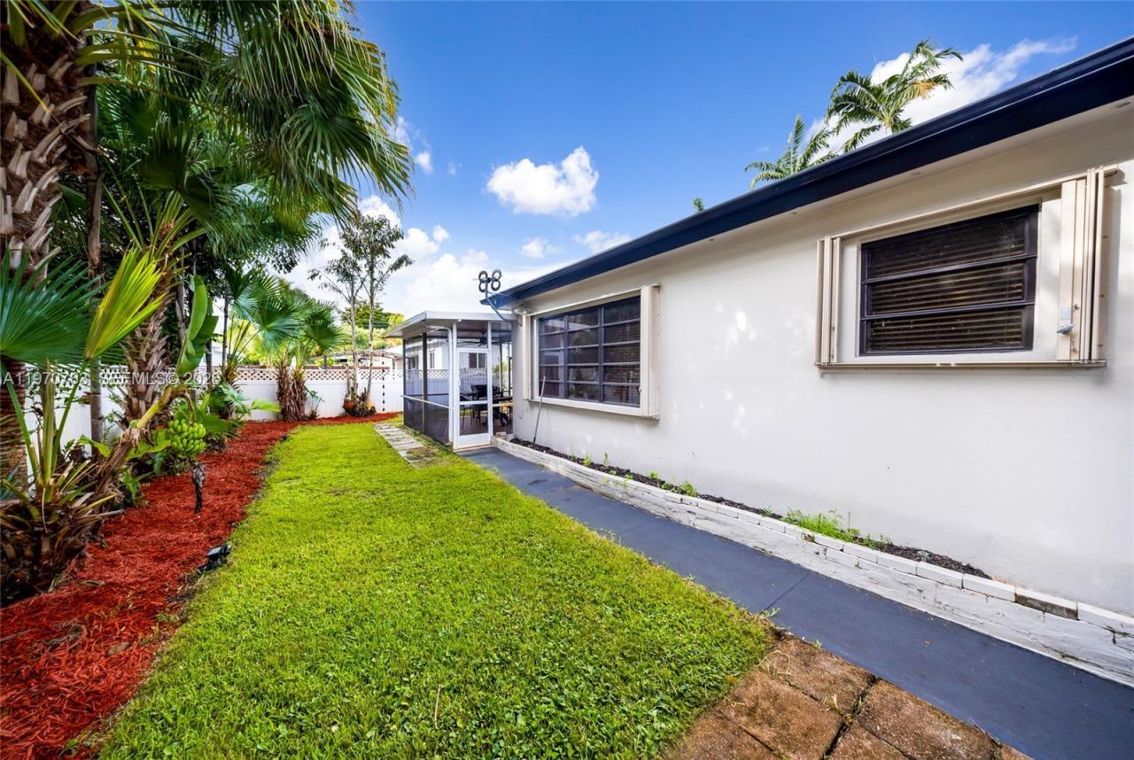 911 N Park Rd, Hollywood, FL 33021 Photo