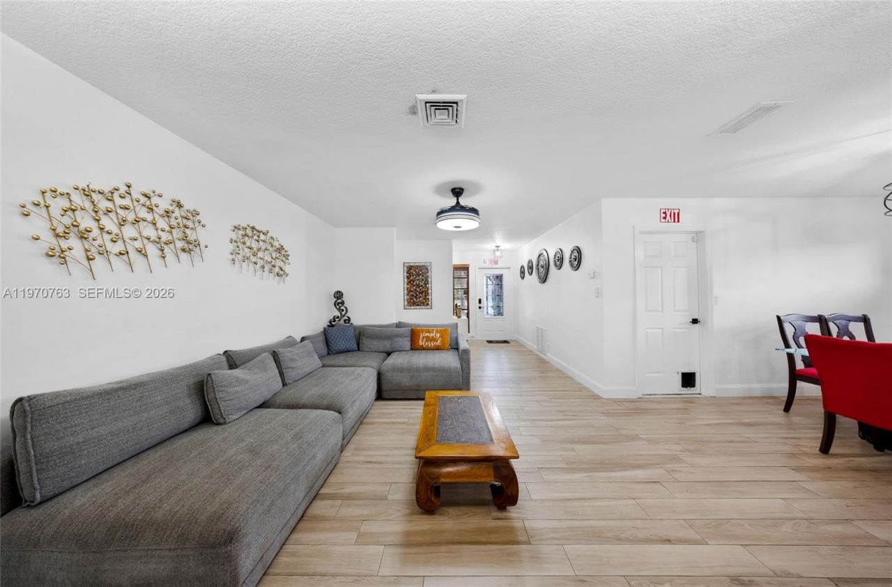 911 N Park Rd, Hollywood, FL 33021 Photo