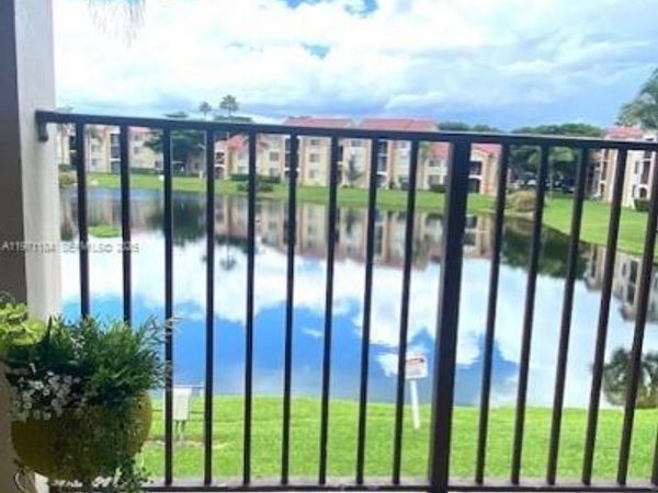 2061 Renaissance Blvd, Unit 204, Miramar, FL 33025