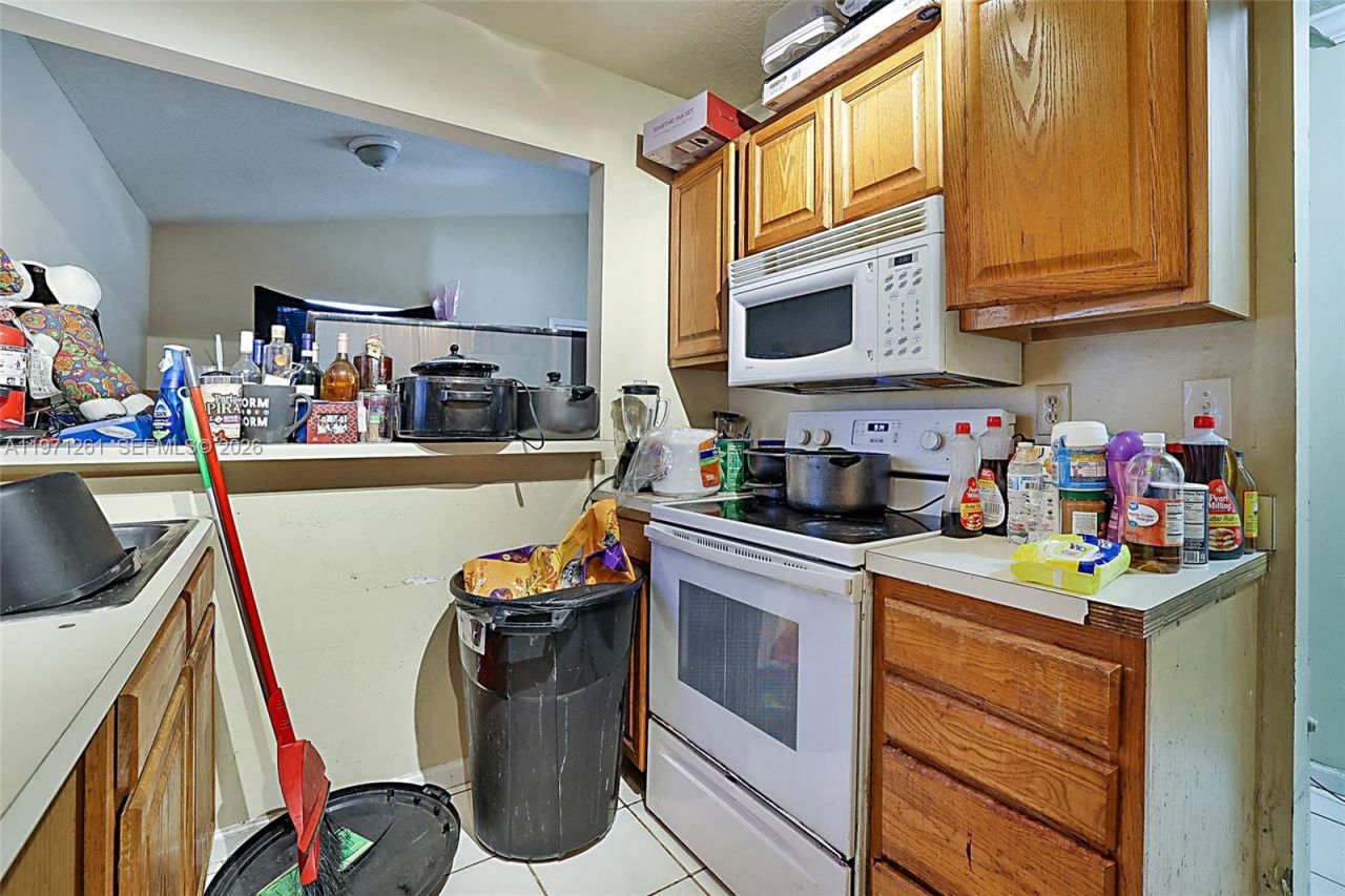 1107 Freshwater Lakes Dr , West Palm Beach, FL 33401 Photo