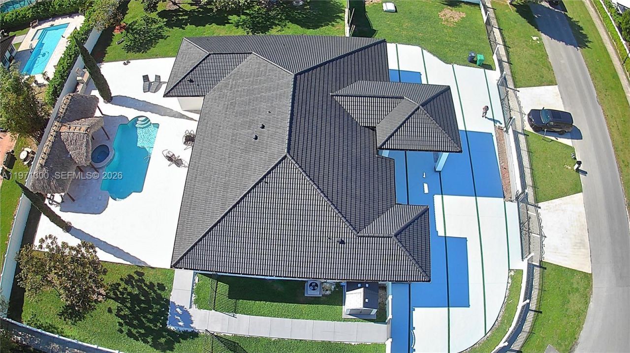 13430 SW 192nd St , Miami, FL 33177 Photo