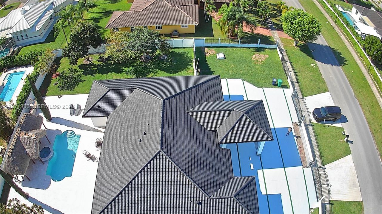 13430 SW 192nd St , Miami, FL 33177 Photo