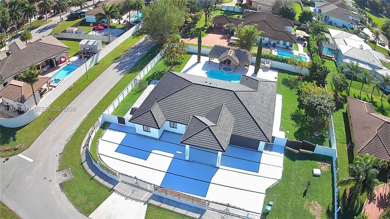 13430 SW 192nd St , Miami, FL 33177 Photo