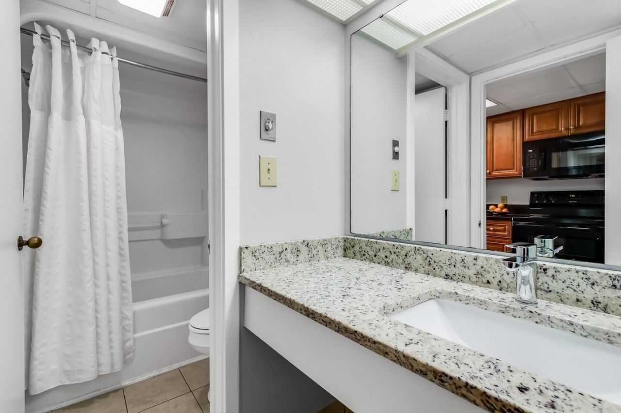 1501 S Ocean Blvd. Photo 8