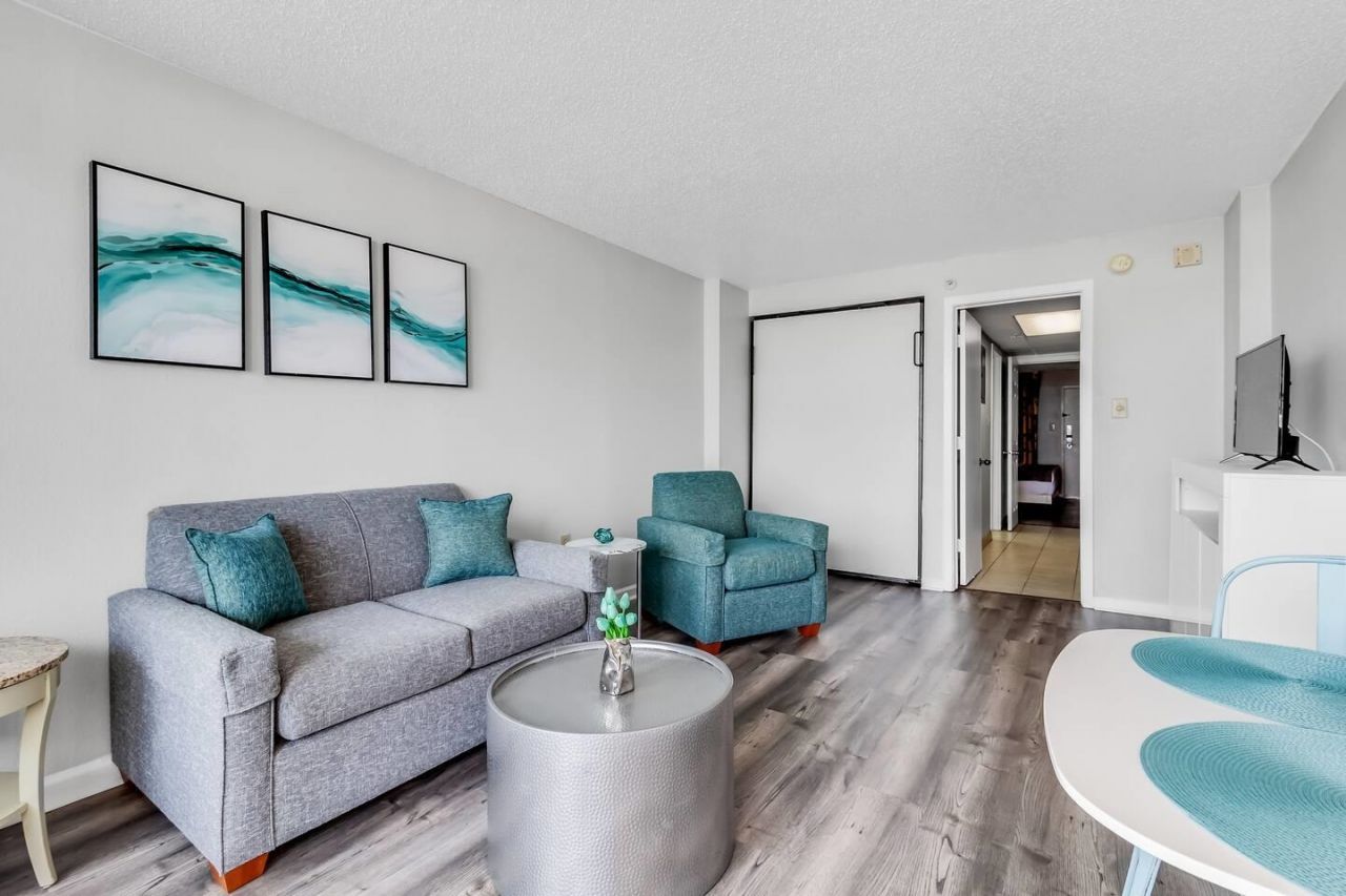 1501 S Ocean Blvd. Photo 9