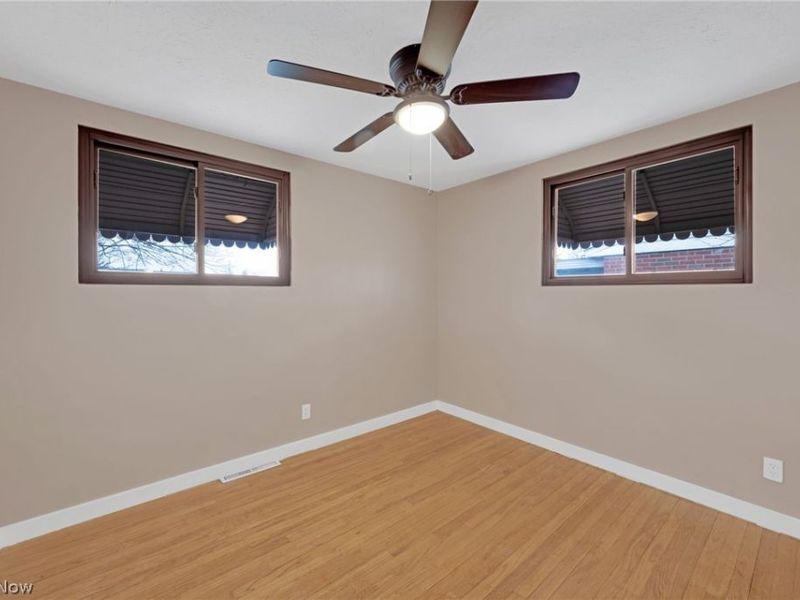 6377 Ledgebrook Drive, Brook Park, OH 44142 Photo 17