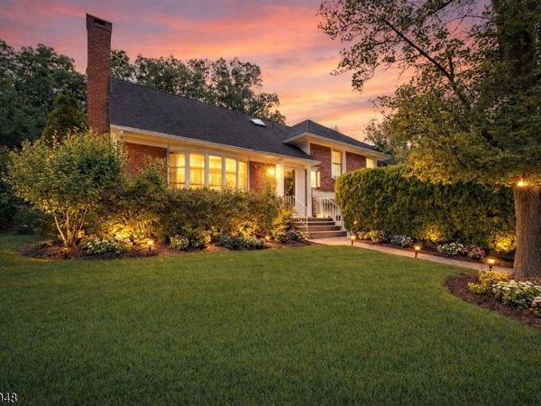 30 Silver Spring Rd, Millburn, NJ 07078