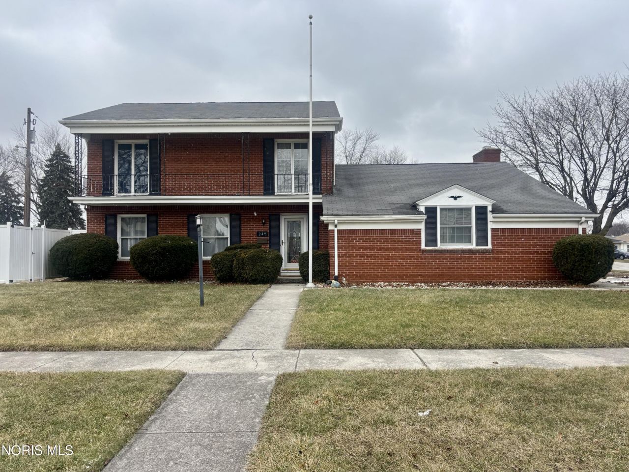 240 Ponderosa Drive, Oregon, OH 43616 Main Photo