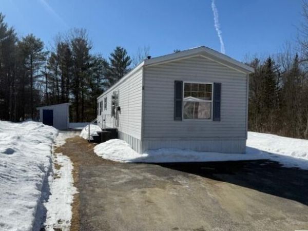 6 Punky Lane, Waterville, ME 04901