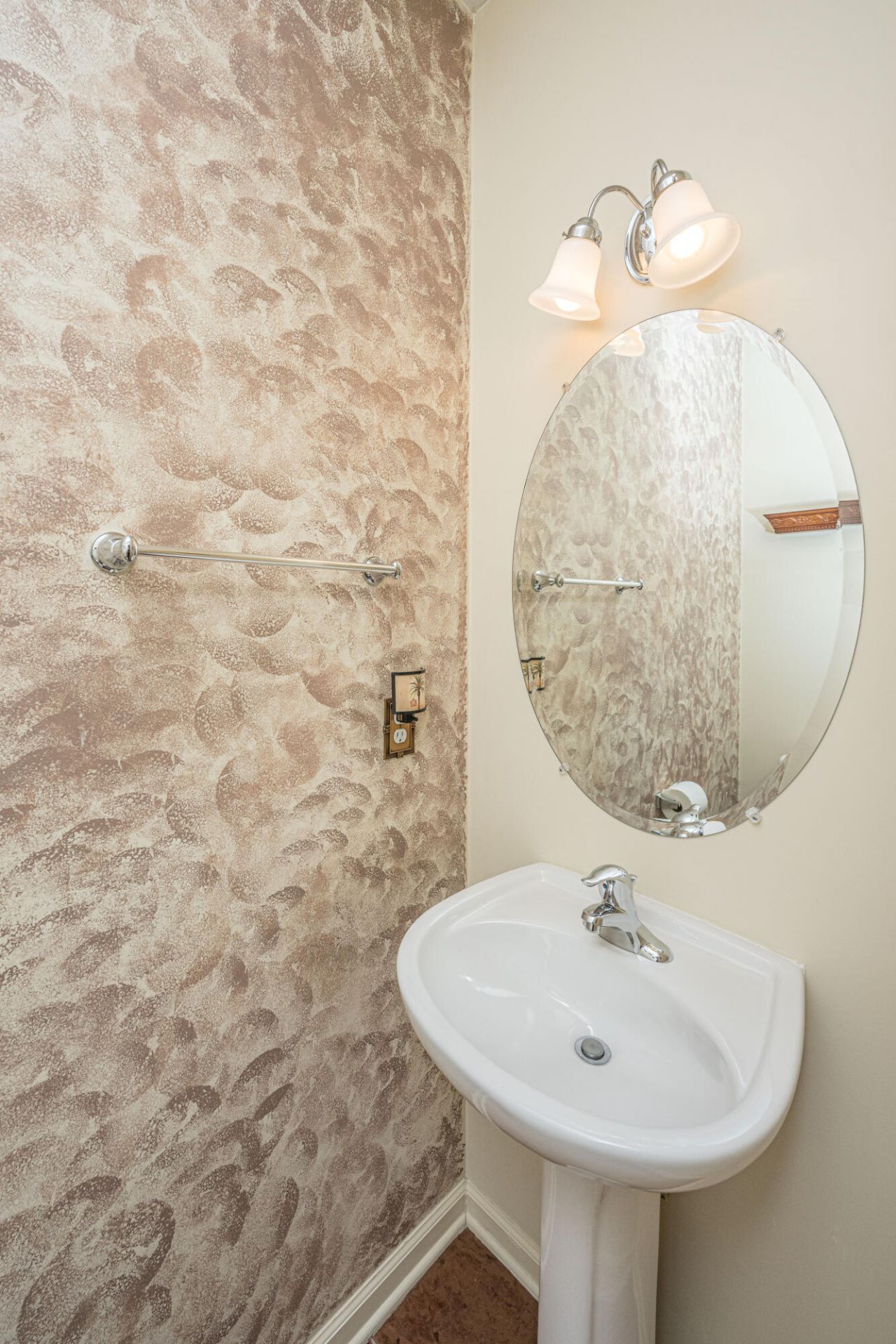 291 Cabrill Drive Photo 12