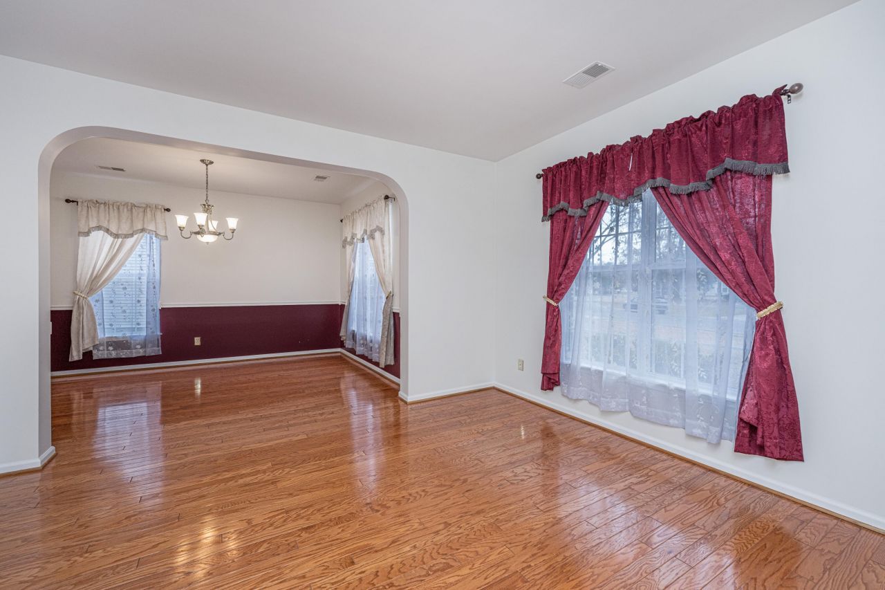 291 Cabrill Drive Photo 9