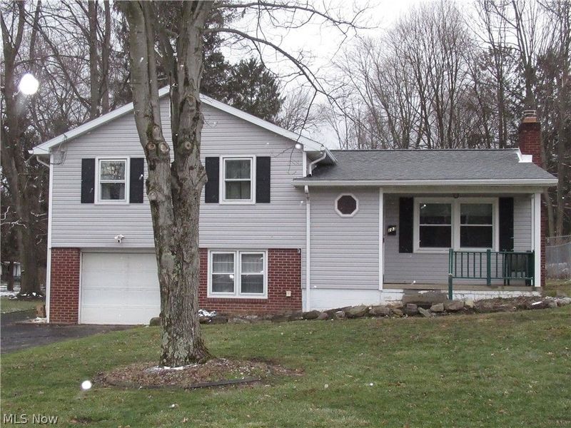 223 Fairview Avenue, Canfield, OH 44406 Photo 2