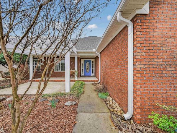 212 Chestnut Oak Circle, Owens Cross Roads, AL 35763