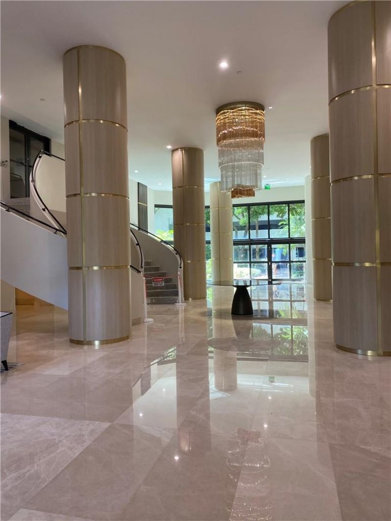 3500 Mystic Pointe Drive, Unit 2607, Aventura, FL 33180 Photo