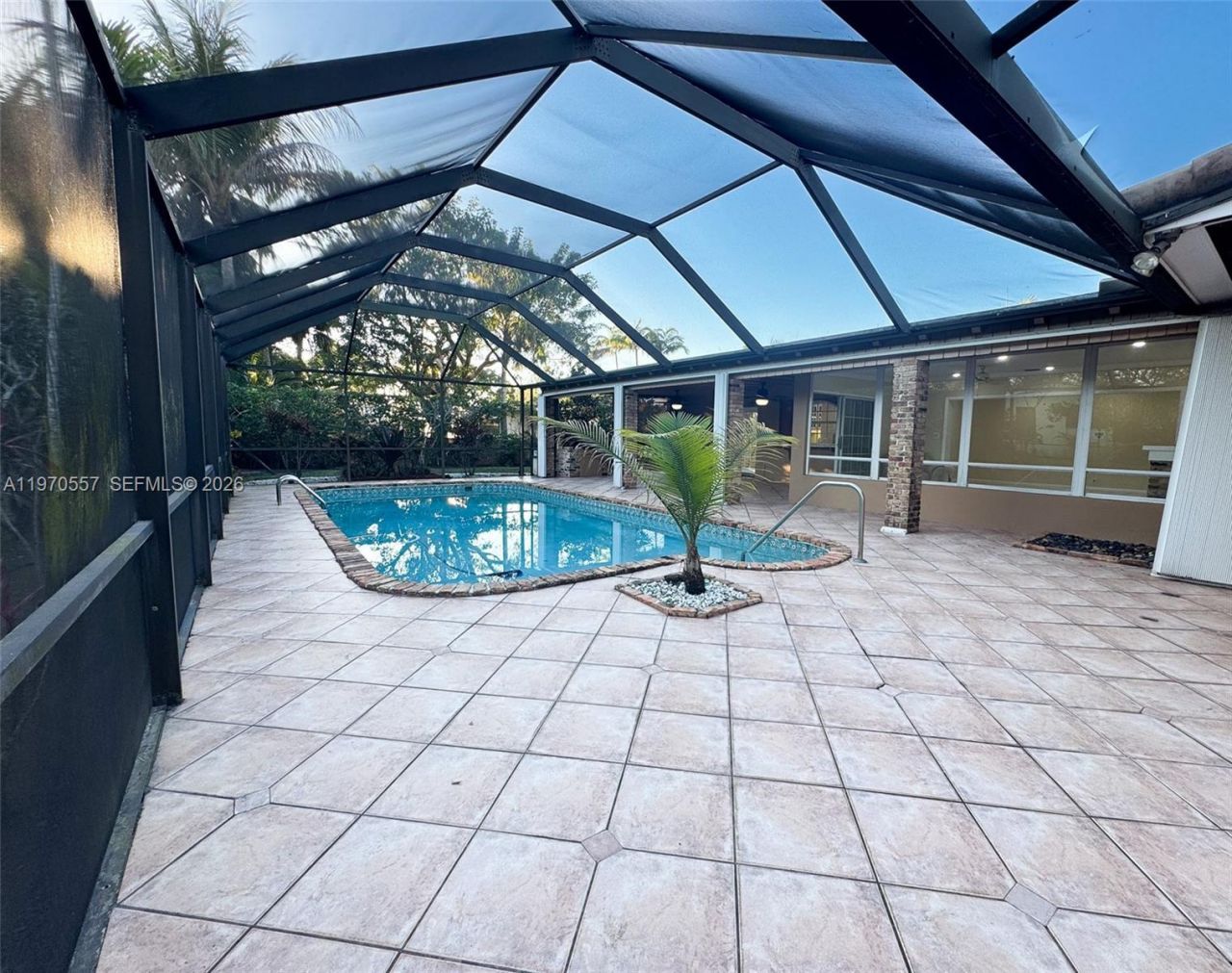 7900 SW 143rd St, Palmetto Bay, FL 33158 Photo