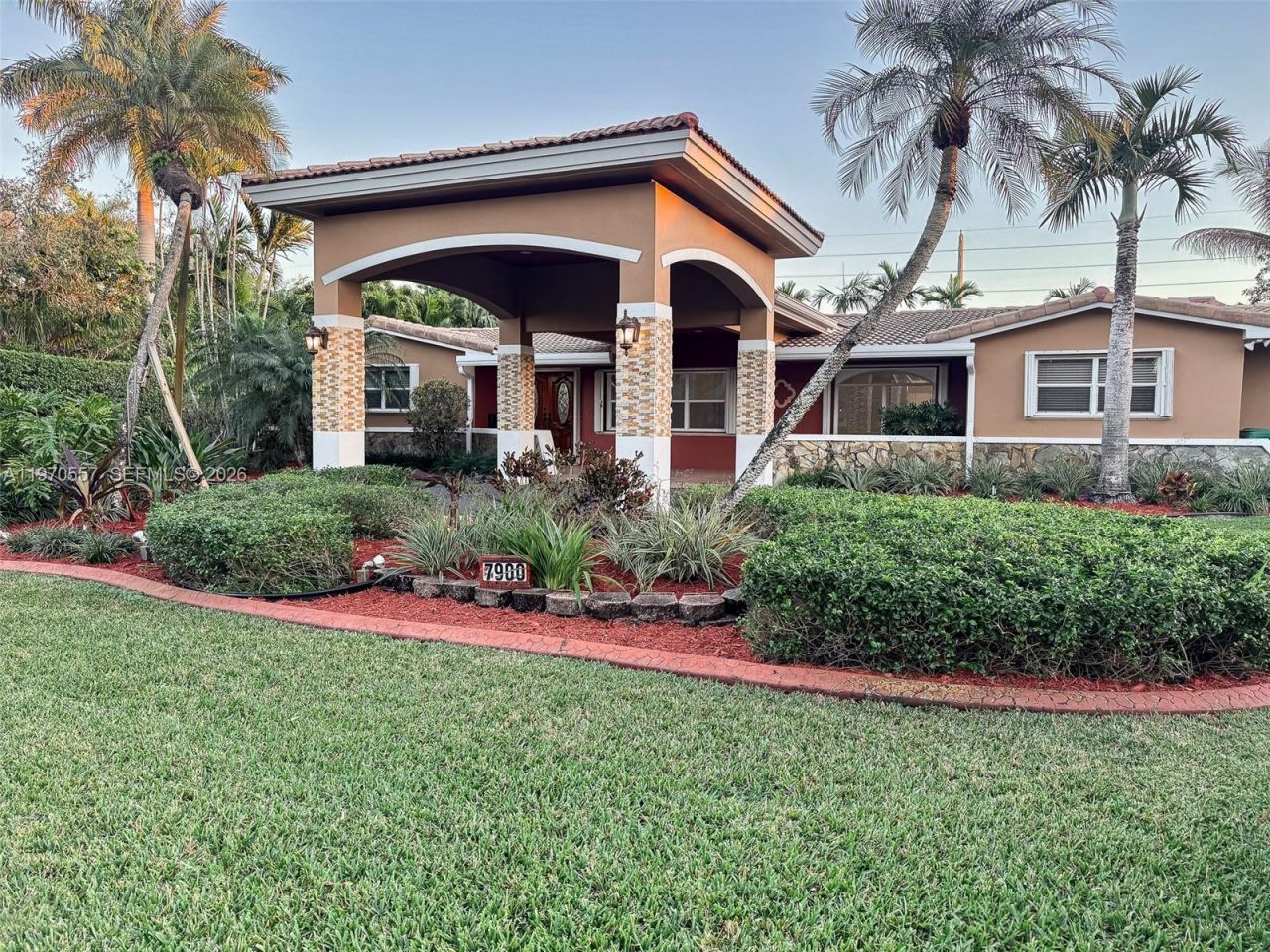 7900 SW 143rd St, Palmetto Bay, FL 33158 Photo