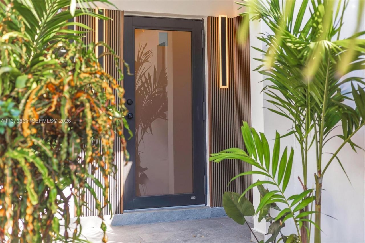 751 NE 80th St, Miami, FL 33138 Photo