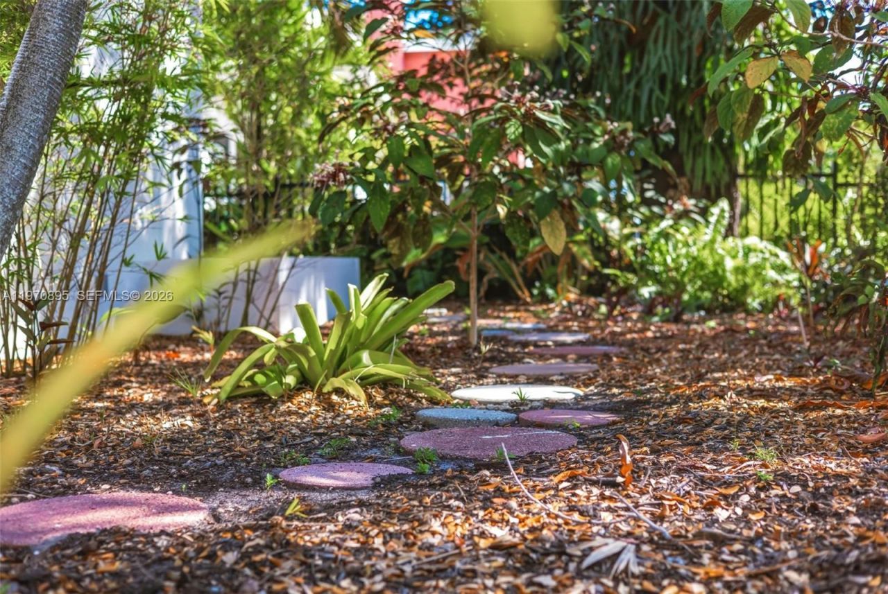 751 NE 80th St, Miami, FL 33138 Photo