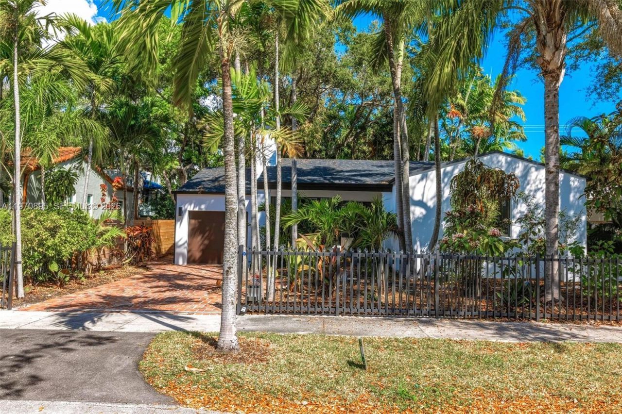 751 NE 80th St, Miami, FL 33138 Photo