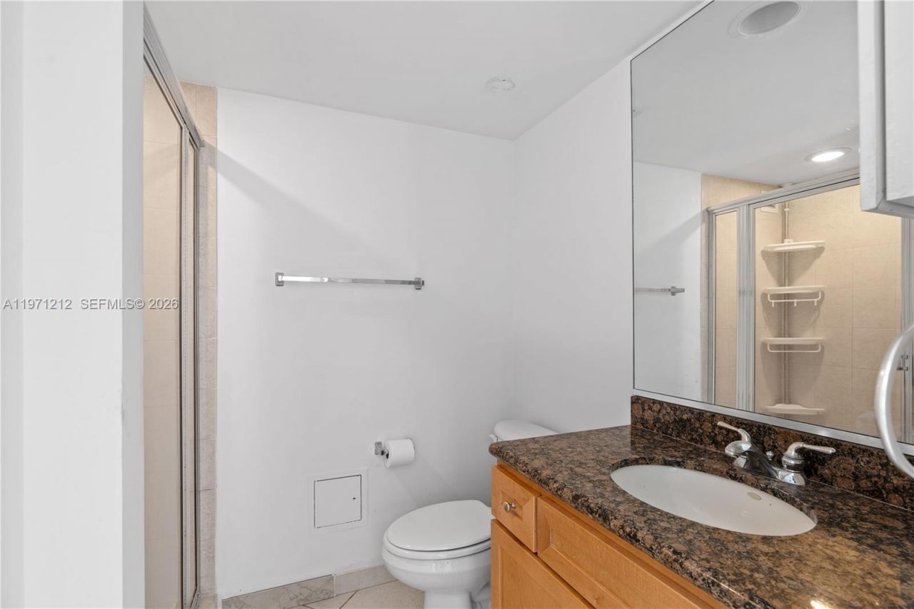 5600 Collins Ave, Unit 16Y, Miami Beach, FL 33140 Photo