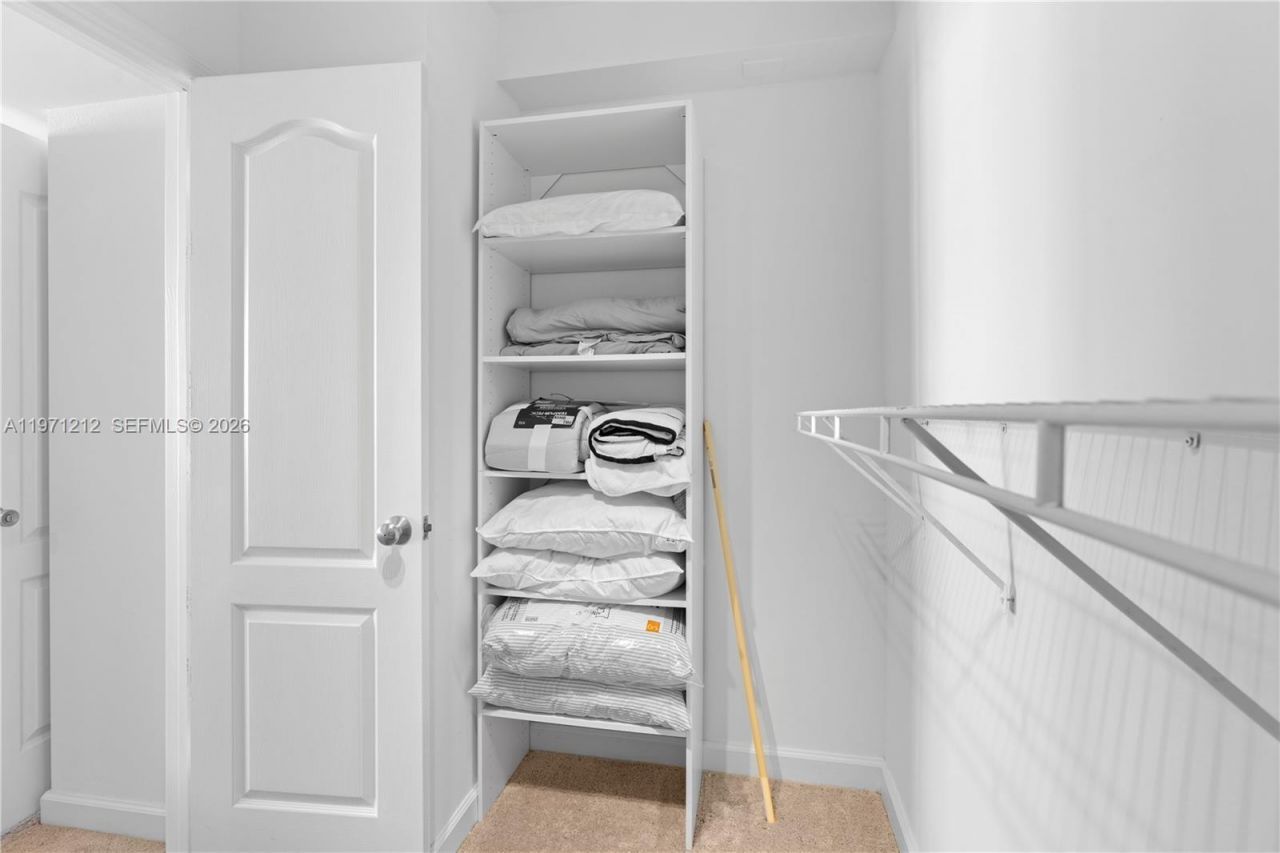 5600 Collins Ave, Unit 16Y, Miami Beach, FL 33140 Photo