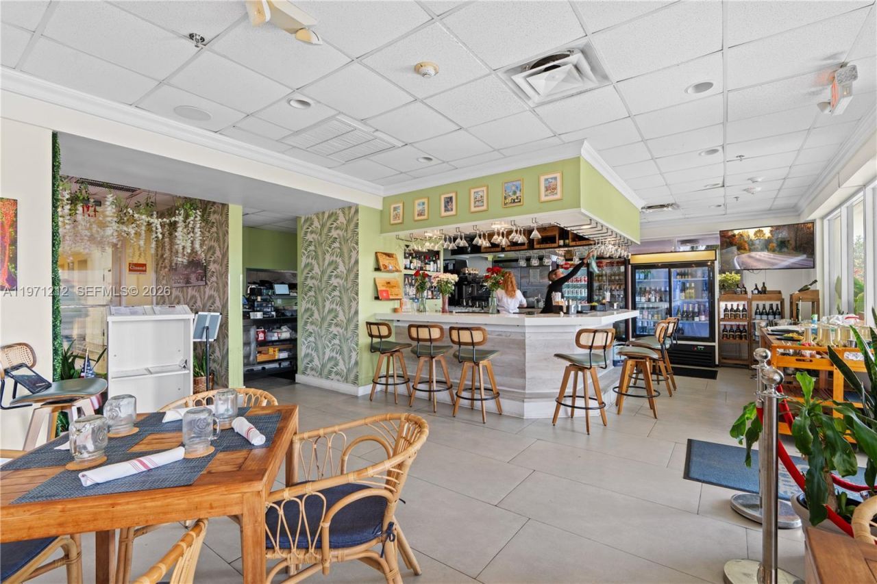 5600 Collins Ave, Unit 16Y, Miami Beach, FL 33140 Photo